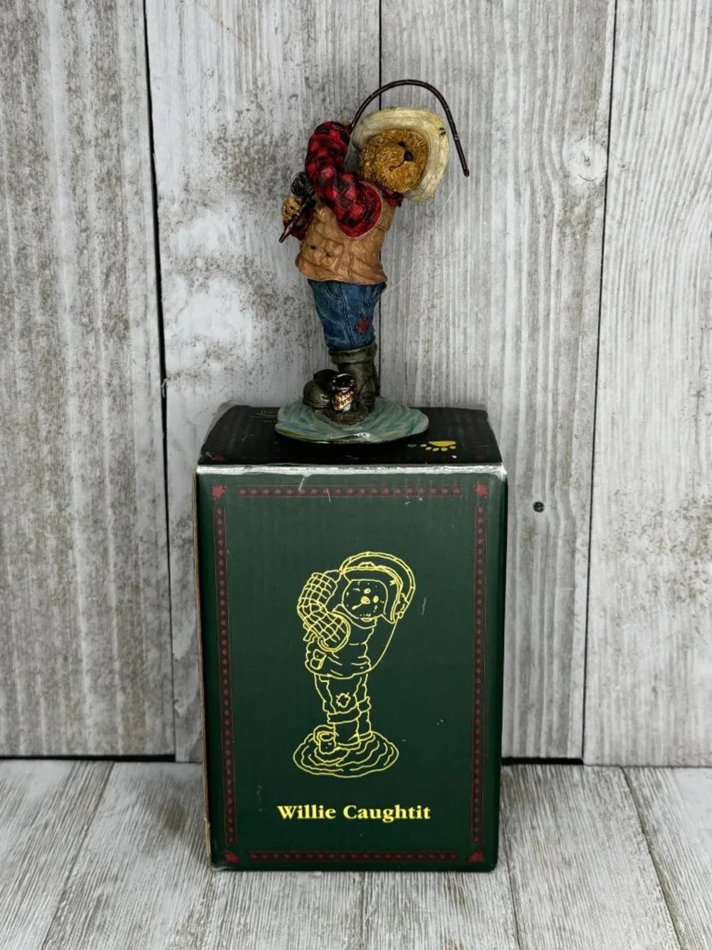 Boyds Bears & Friends Willie Caughtit Hook, Line & Sinker Figurine